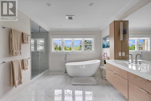 16 Flatbush Avenue, Vaughan, ON - Indoor Photo Showing Bathroom