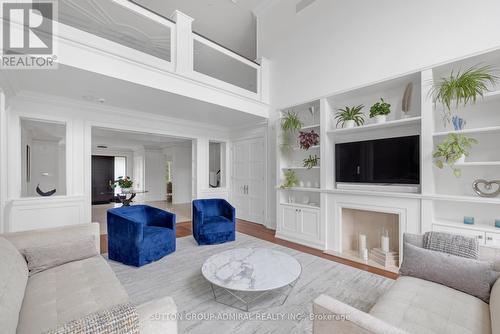 16 Flatbush Avenue, Vaughan, ON - Indoor Photo Showing Living Room With Fireplace