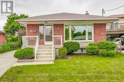 65 Allonsius Drive, Toronto, ON - Outdoor