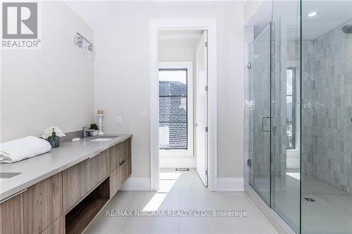 94 Millpond Road, Niagara-On-The-Lake, ON - Indoor Photo Showing Bathroom