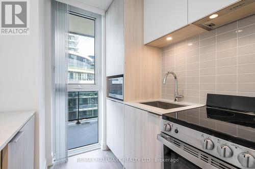 803 - 70 Annie Craig Drive, Toronto (Mimico), ON - Indoor Photo Showing Kitchen