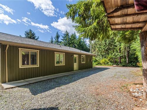 1735 Nahmint Rd, Qualicum Beach, BC 