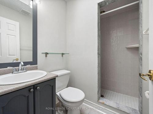 860 Saint Clarens Ave, Toronto, ON - Indoor Photo Showing Bathroom