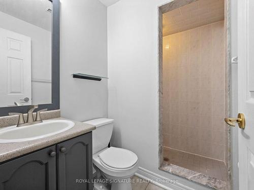 860 Saint Clarens Ave, Toronto, ON - Indoor Photo Showing Bathroom