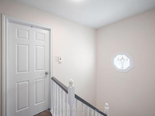 2604 Treviso Crt, Mississauga, ON - Indoor Photo Showing Other Room