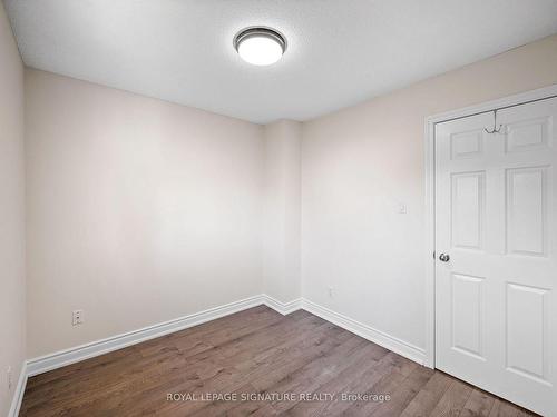 2604 Treviso Crt, Mississauga, ON - Indoor Photo Showing Other Room