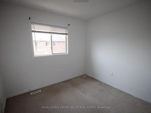 544 Thelma St, Burlington, ON - Indoor Photo Showing Other Room