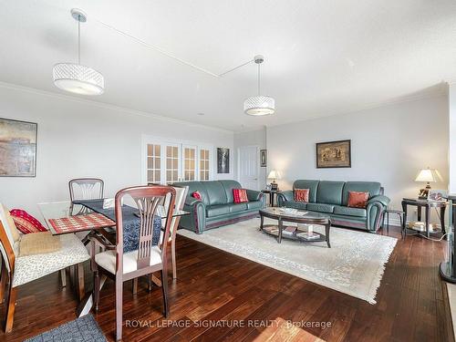 2808-25 Kingsbridge Garden Circ, Mississauga, ON - Indoor Photo Showing Living Room