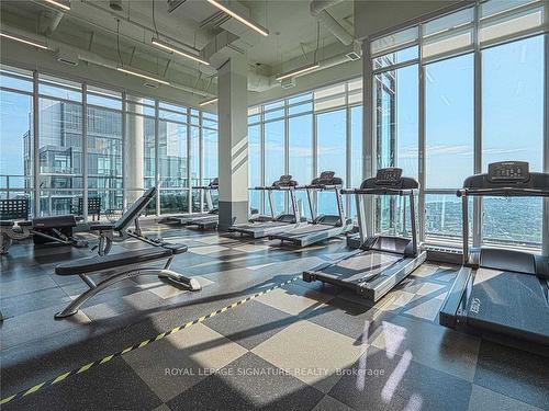 3106-10 Park Lawn Rd, Toronto, ON - Indoor Photo Showing Gym Room