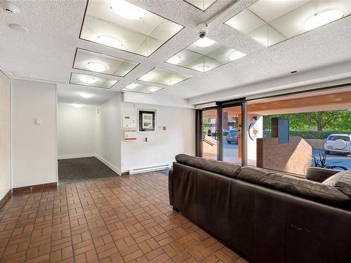 409-1630 Quadra St, Victoria, BC - Indoor Photo Showing Other Room