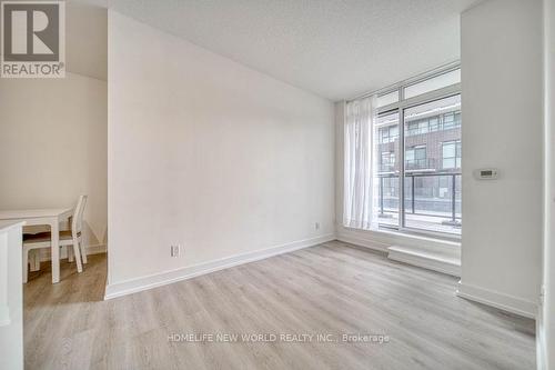 319 - 128 Fairview Mall Drive, Toronto (Don Valley Village), ON - Indoor Photo Showing Other Room