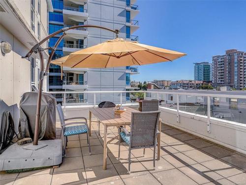 403-860 View St, Victoria, BC - Outdoor