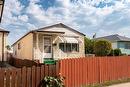 1613 Ross Ave, Winnipeg, MB 