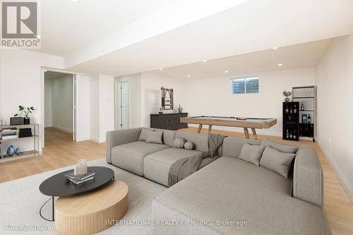 17 Mcintosh Avenue, Chatham-Kent (Chatham), ON - Indoor Photo Showing Living Room