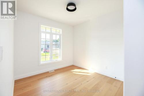 17 Mcintosh Avenue, Chatham-Kent (Chatham), ON - Indoor Photo Showing Other Room