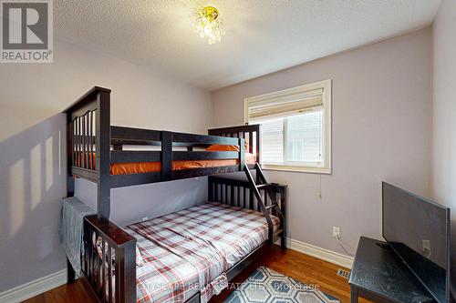 1132 Glenbourne Drive, Oshawa (Pinecrest), ON - Indoor Photo Showing Bedroom