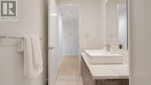 Ph721 - 246 Logan Avenue, Toronto (South Riverdale), ON - Indoor Photo Showing Bathroom