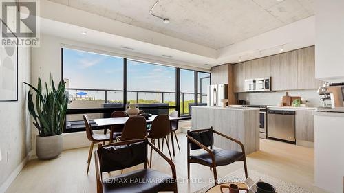 Ph721 - 246 Logan Avenue, Toronto (South Riverdale), ON - Indoor Photo Showing Kitchen