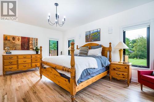 20 Trails End, Collingwood, ON - Indoor Photo Showing Bedroom