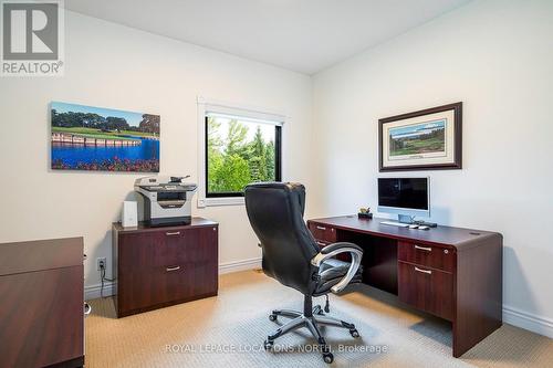 20 Trails End, Collingwood, ON - Indoor Photo Showing Office