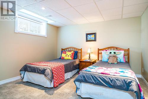 20 Trails End, Collingwood, ON - Indoor Photo Showing Bedroom