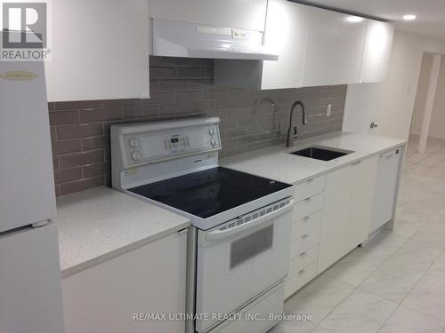 1652 Dufferin Street, Toronto (Corso Italia-Davenport), ON - Indoor Photo Showing Kitchen