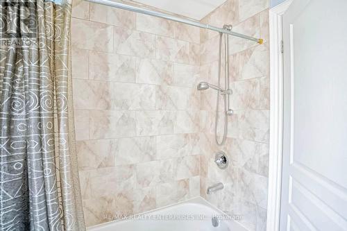 1031 Shaw Drive, Mississauga, ON - Indoor Photo Showing Bathroom