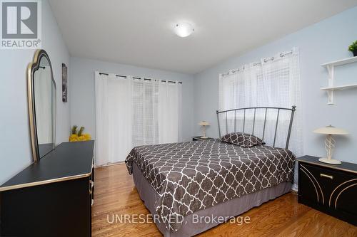 29 Farmington Drive, Brampton (Brampton East), ON - Indoor Photo Showing Bedroom