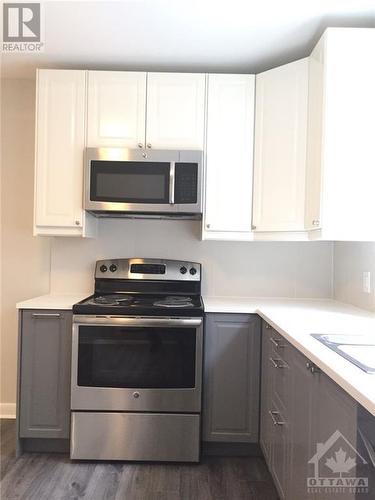 35 Noel Street Unit#2, Ottawa, ON - Indoor Photo Showing Kitchen