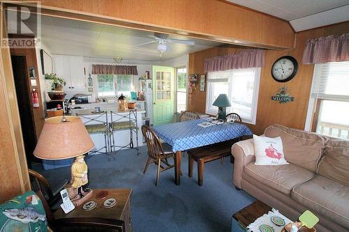 341 Leisure Bay Rd, Blind River, ON - Indoor Photo Showing Living Room