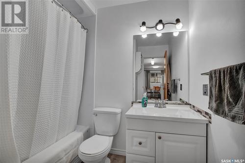 308B 4040 8Th Street E, Saskatoon, SK - Indoor Photo Showing Bathroom