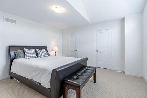 28 Columbus Gate, Stoney Creek, ON - Indoor Photo Showing Bedroom