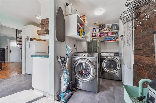 1007 Dunsmure Road, Hamilton, ON - Indoor Photo Showing Laundry Room