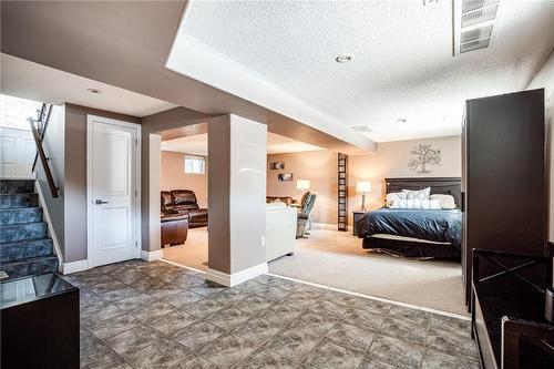 30 Crystal Court, Hamilton, ON - Indoor