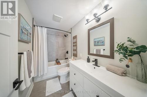 190 Riverbank Drive, Georgina (Pefferlaw), ON - Indoor Photo Showing Bathroom