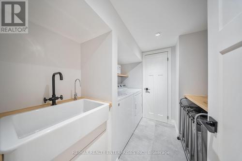 190 Riverbank Drive, Georgina (Pefferlaw), ON - Indoor Photo Showing Laundry Room