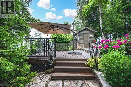 31 Plunkett Court, Barrie (Innis-Shore), ON - Outdoor With Deck Patio Veranda