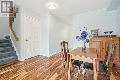 43 Bates Court, Barrie (Painswick North), ON - Indoor Photo Showing Dining Room