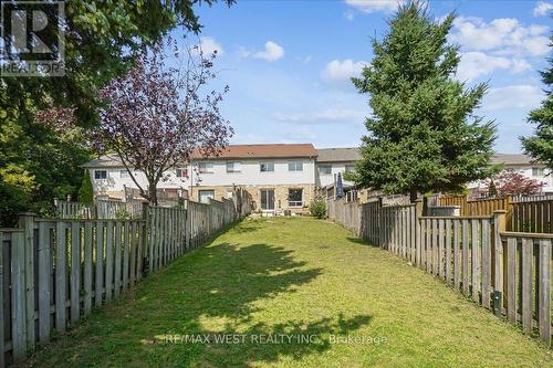 43 Bates Court, Barrie (Painswick North), ON - Outdoor With Backyard