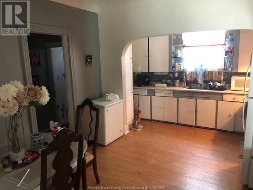 491 Church Street, Windsor, ON - Indoor Photo Showing Kitchen