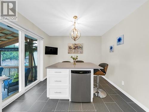 820 Green Valley Drive, Tecumseh, ON - Indoor Photo Showing Dining Room