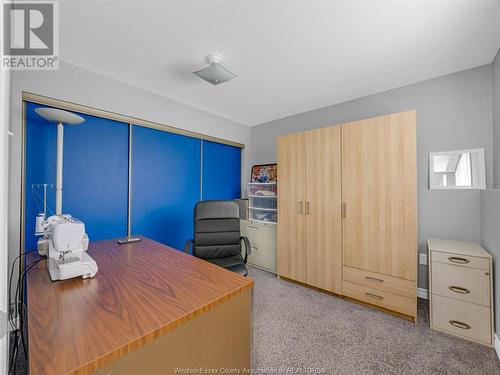 820 Green Valley Drive, Tecumseh, ON - Indoor Photo Showing Bedroom