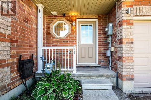 71 Sydenham Wells, Barrie (Georgian Drive), ON - Outdoor With Exterior