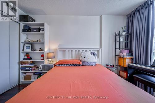 202 - 372 Highway 7 Road E, Richmond Hill, ON - Indoor Photo Showing Bedroom