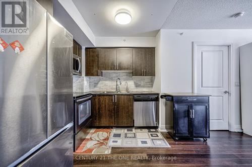 202 - 372 Highway 7 Road E, Richmond Hill, ON - Indoor Photo Showing Kitchen