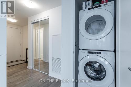 4007 - 28 Freeland St. Street, Toronto (Waterfront Communities), ON - Indoor Photo Showing Laundry Room