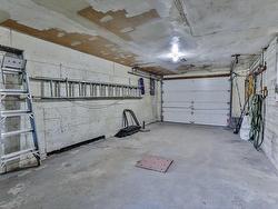 Garage - 