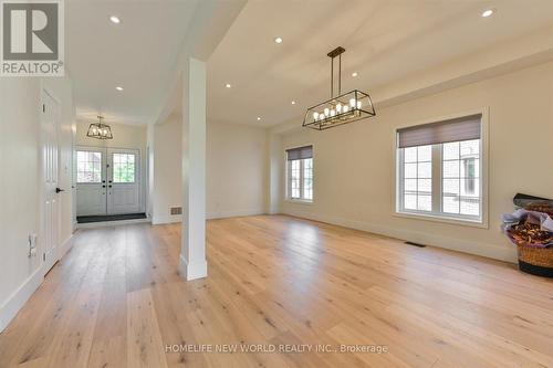 127 Greenwood Road, Whitchurch-Stouffville (Stouffville), ON - Indoor Photo Showing Other Room