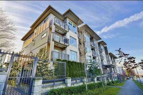 13468 King George Boulevard, Surrey, BC - Outdoor With Balcony