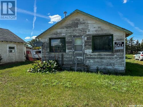 313 Saskatchewan Avenue S, Simpson, SK - Outdoor